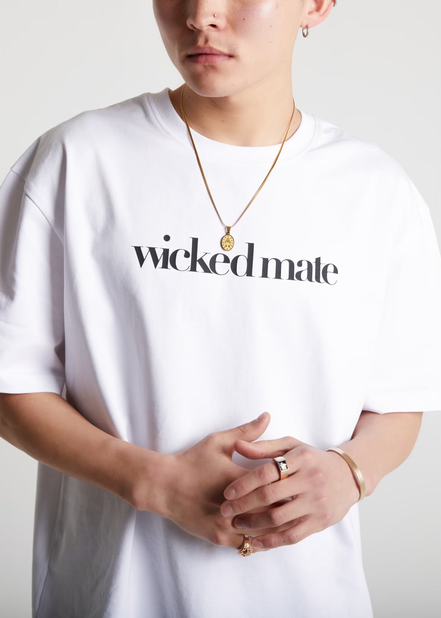 WM GothicLogo T /White